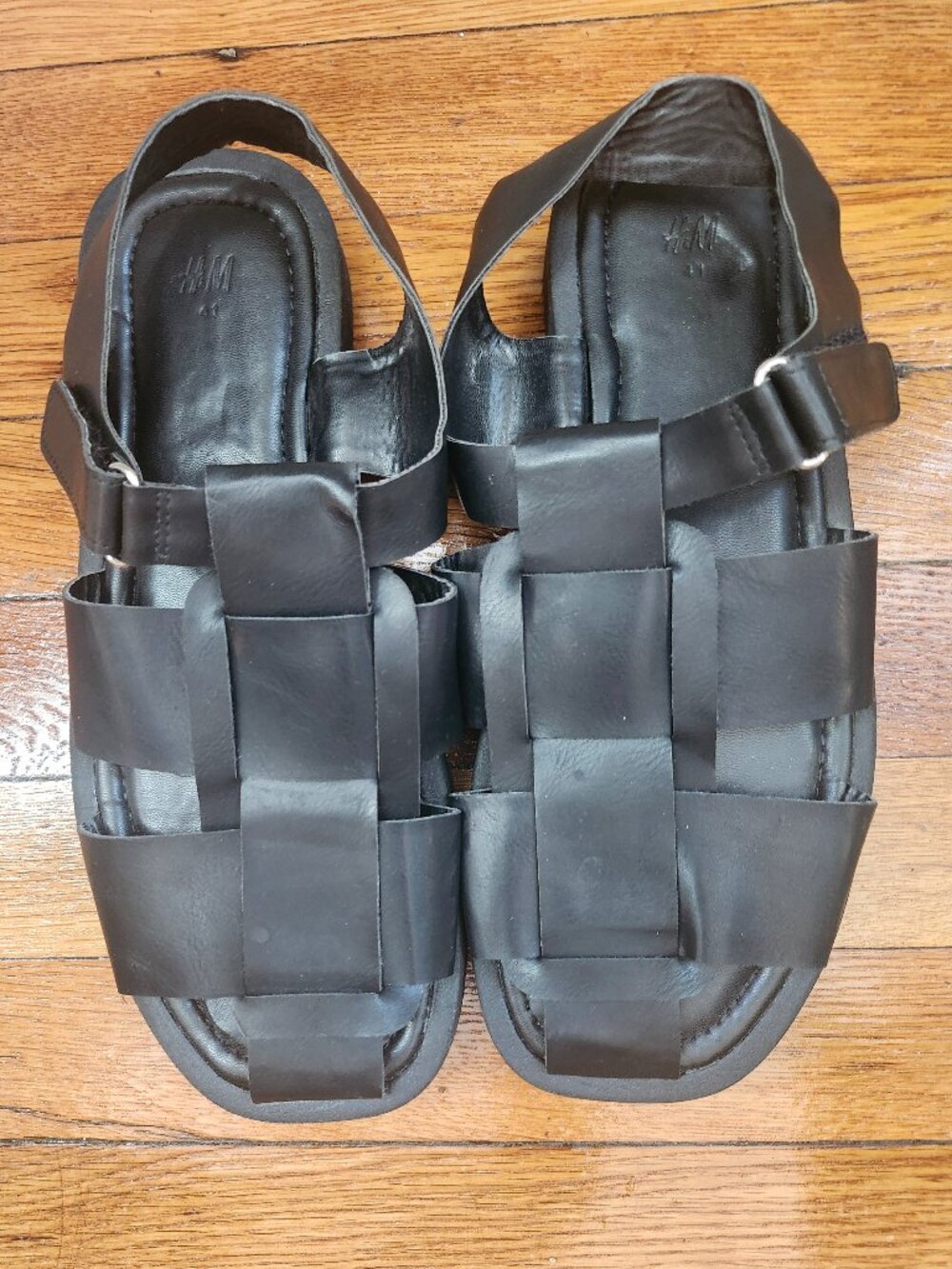 H&M black platform fisherman sandals.